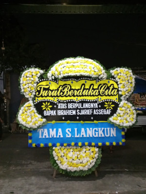 Papan Bunga Duka di Genuksari